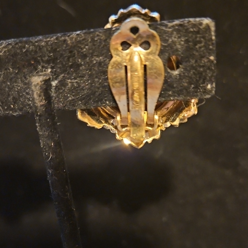 Whiting & Davis Gold and Orange Earrings and Ring Set - Picture 3 of 7